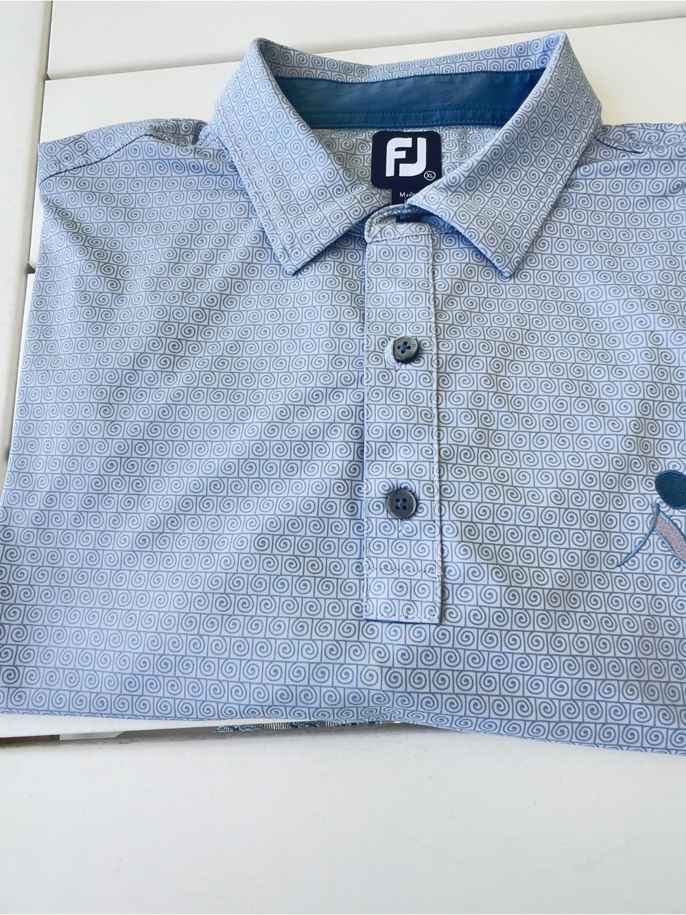 FJ Men's Light Blue Short-Sleeve Polo with Subtle Micro Pattern